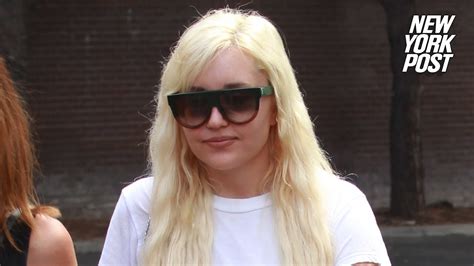 Amanda Bynes on psychiatric hold after naked walk in LA: report